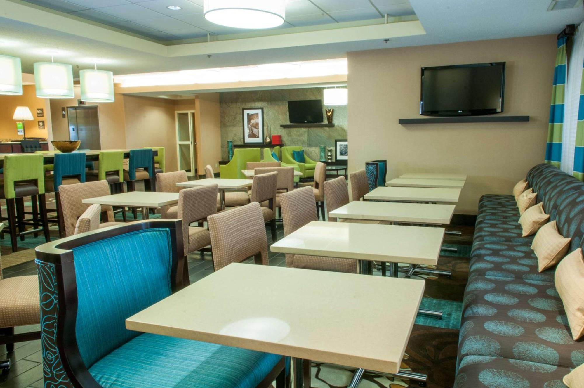 Hotel Hampton